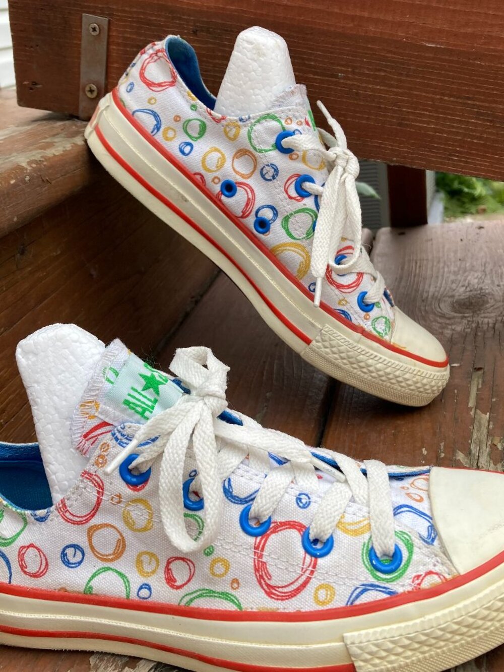 Converse Womens 6 Mens 4 Chuck Taylor All Star Low Top Circles Bubbles Shoes
